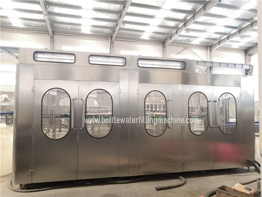 Machine de remplissage de bouteilles de emballage de l'eau de 10000BPH Monoblock